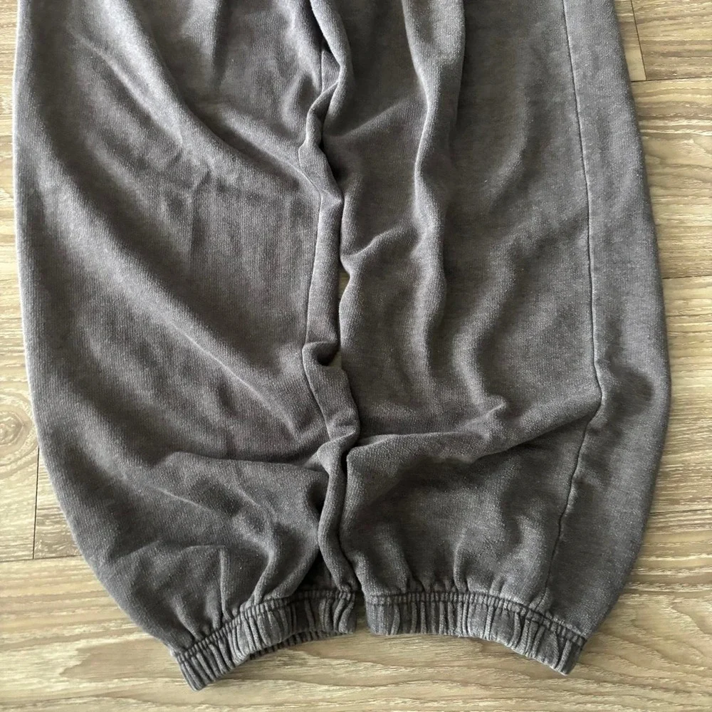 Vintage Y2K/2000s Baggy Faded Grey Skater Sweatpants! Size XL